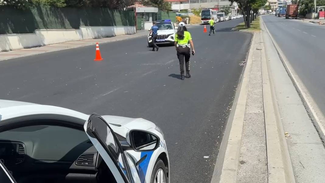 Motosiklet çekiciye çarptı: Baba ve oğlu can verdi 4